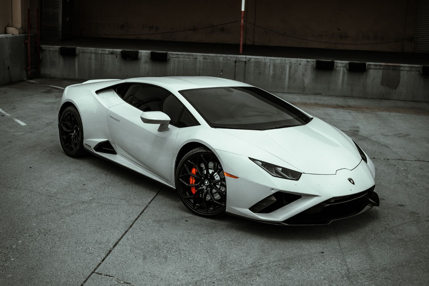 The Cost of a Lamborghini (Huracan, Aventador & Urus) - ReadySetRev