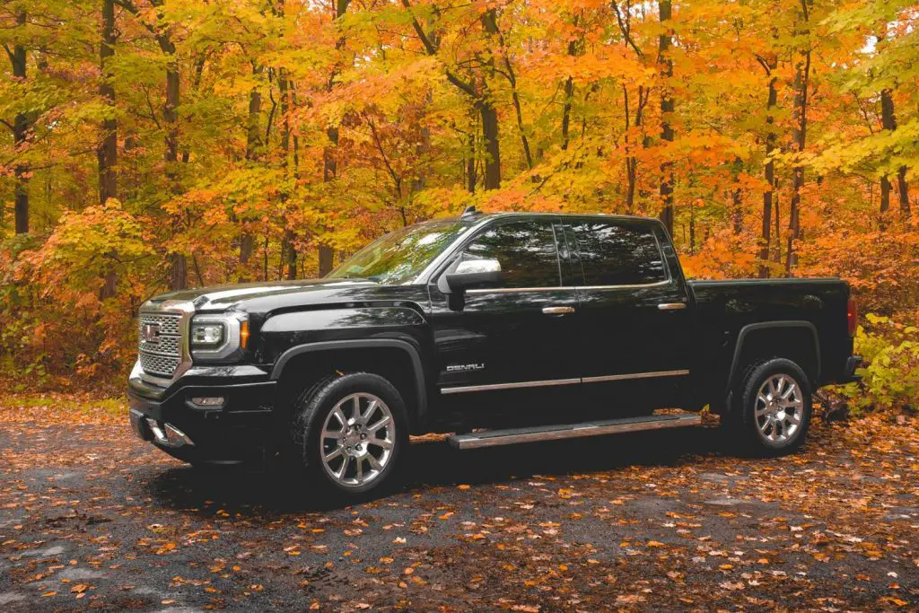 All 3 Different Types Of Pickup Truck Cabs (Plus What a Mega Cab Is